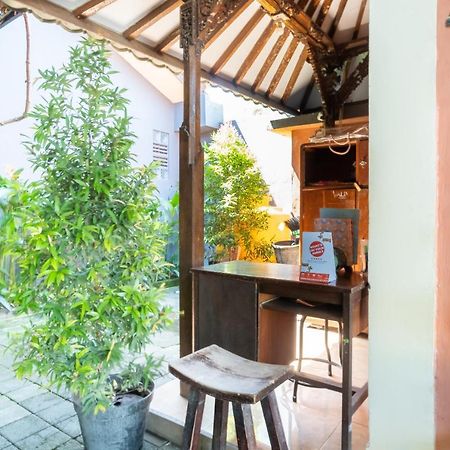 Oyo 3775 Ketut Inn Pesanggaran Экстерьер фото
